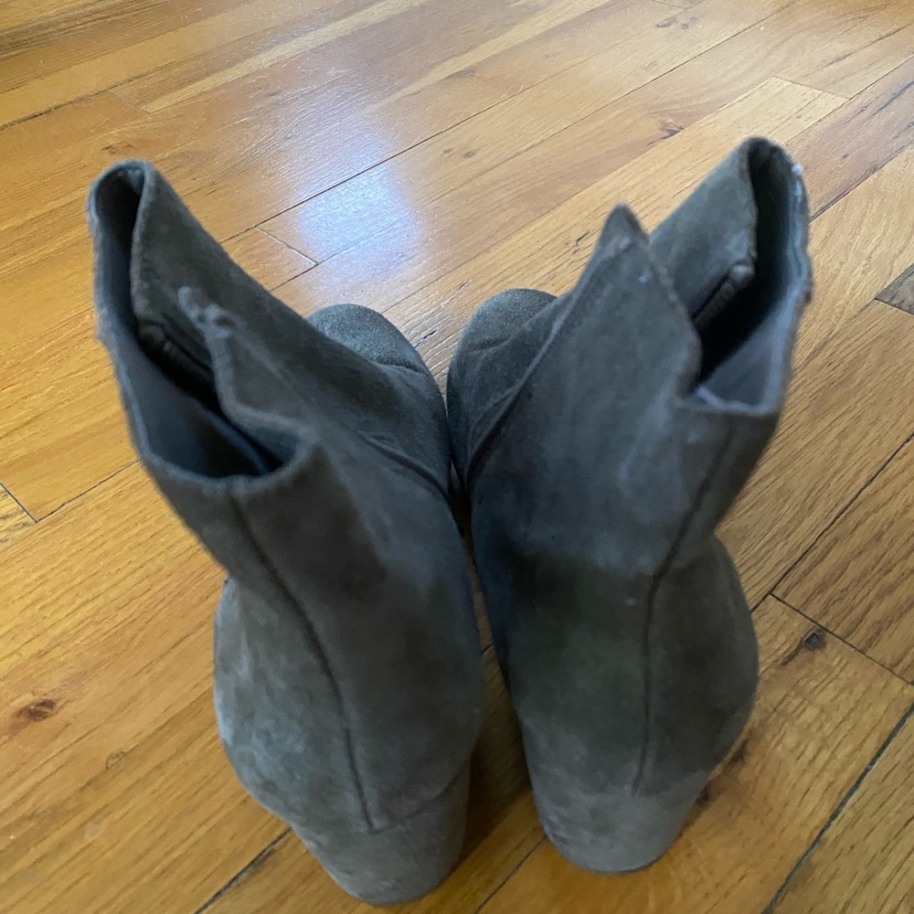 Steve Madden suede booties - Picture 3 of 4